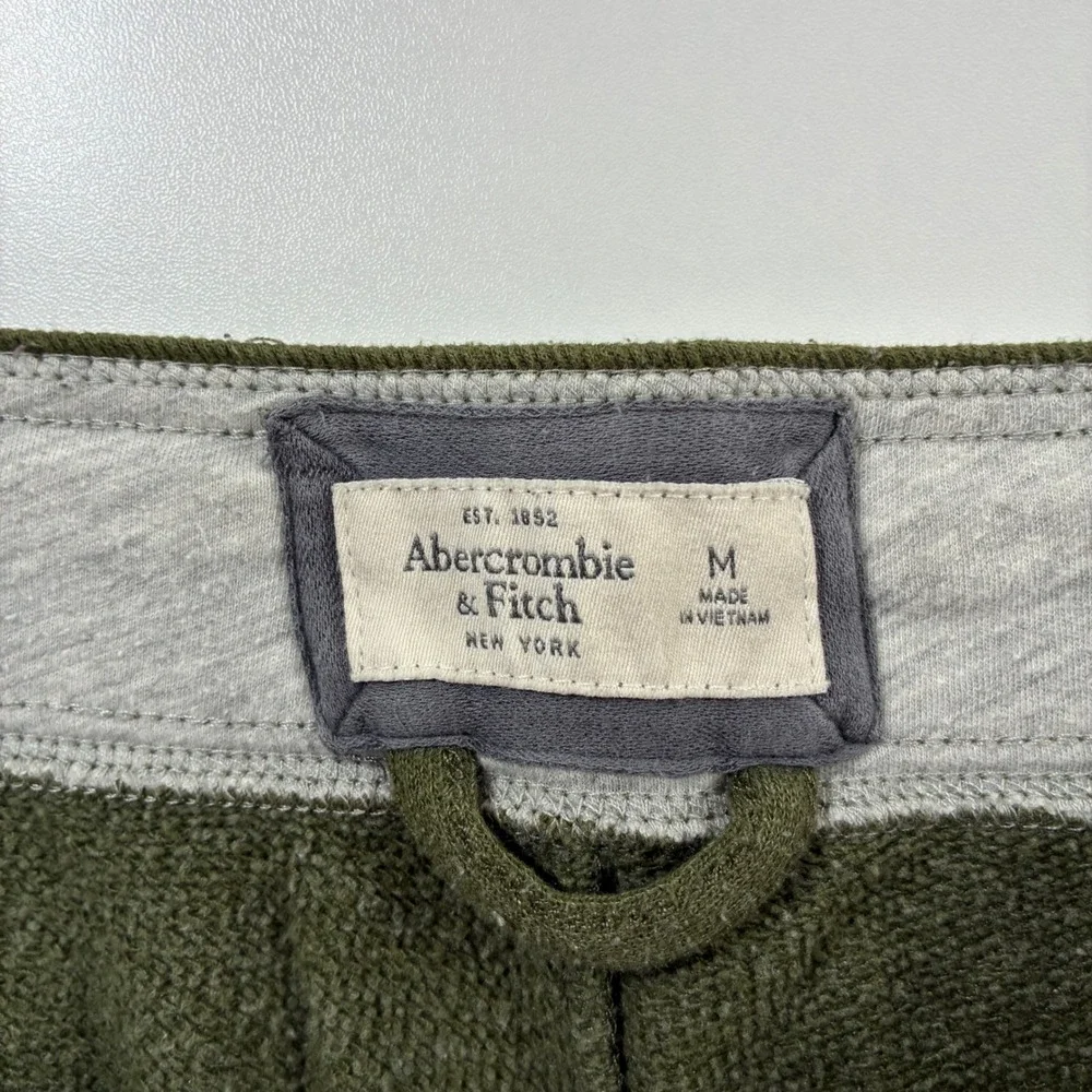Abercrombie & Fitch maximum earth