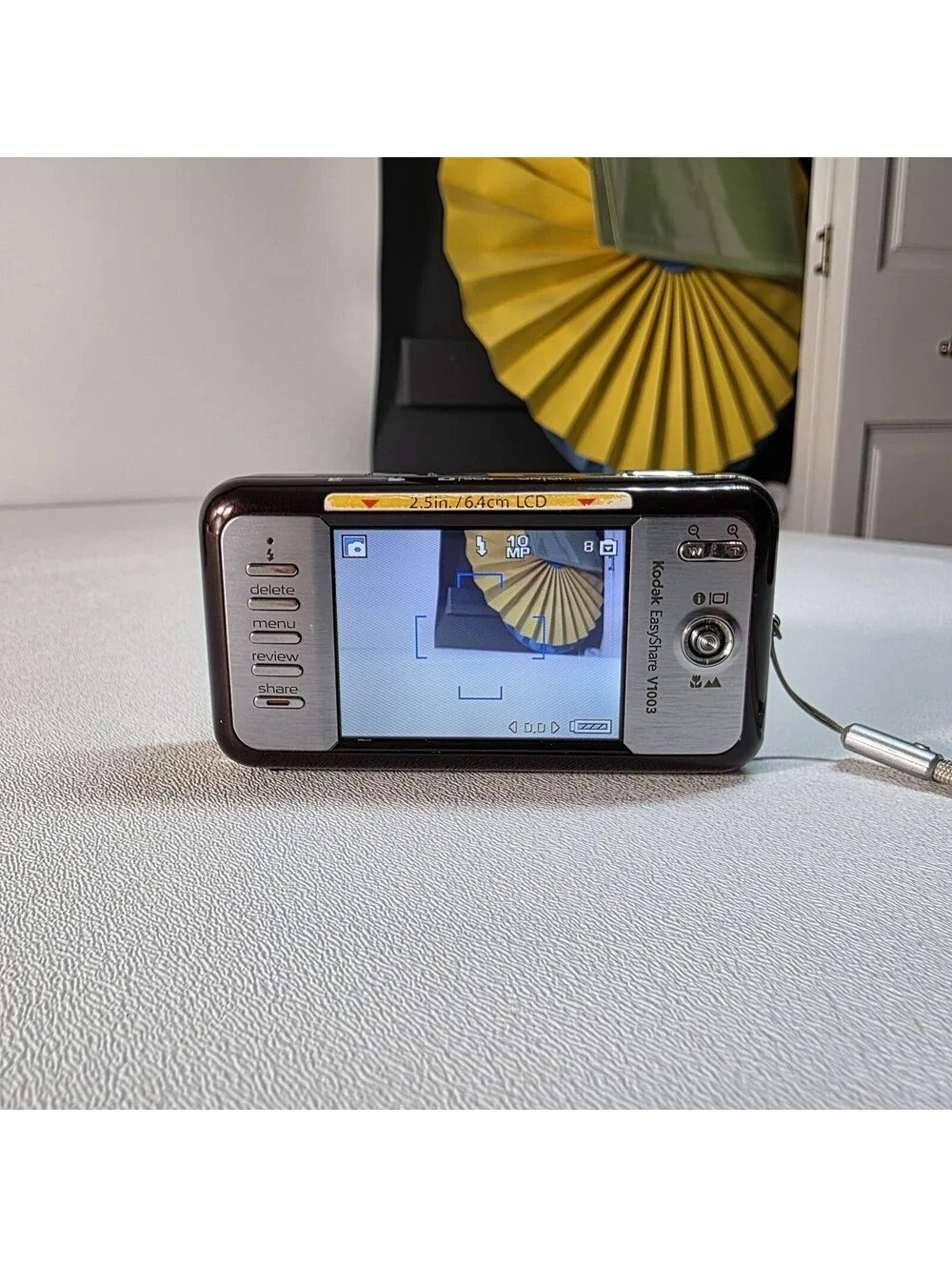 Kodak EasyShare V1003 10.0 MP Point & Shoot Digital Camera - Tested