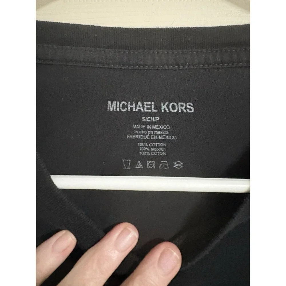Michael Kors Unisex Small Black Short Sleeve T-Shirt.