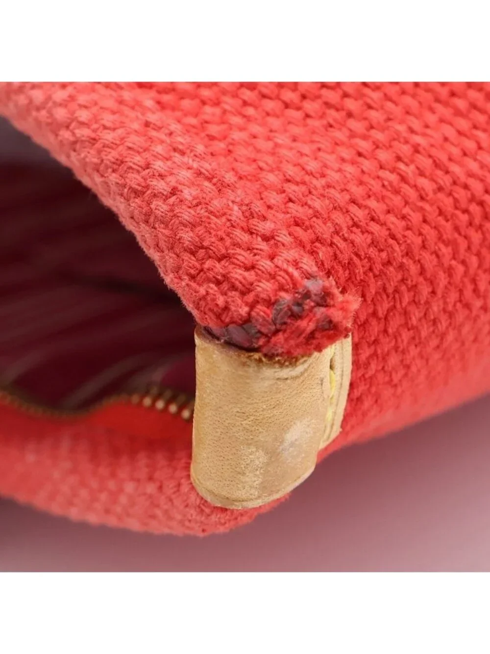 Louis Vuitton structured iconic scruffed