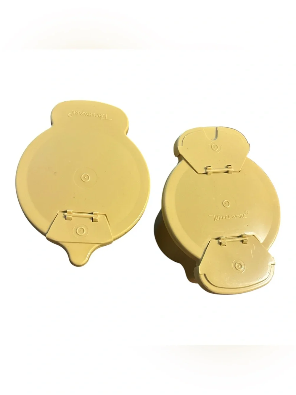 Tupperware vintage golden
