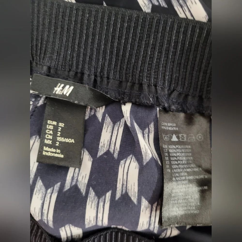 H&M pants are