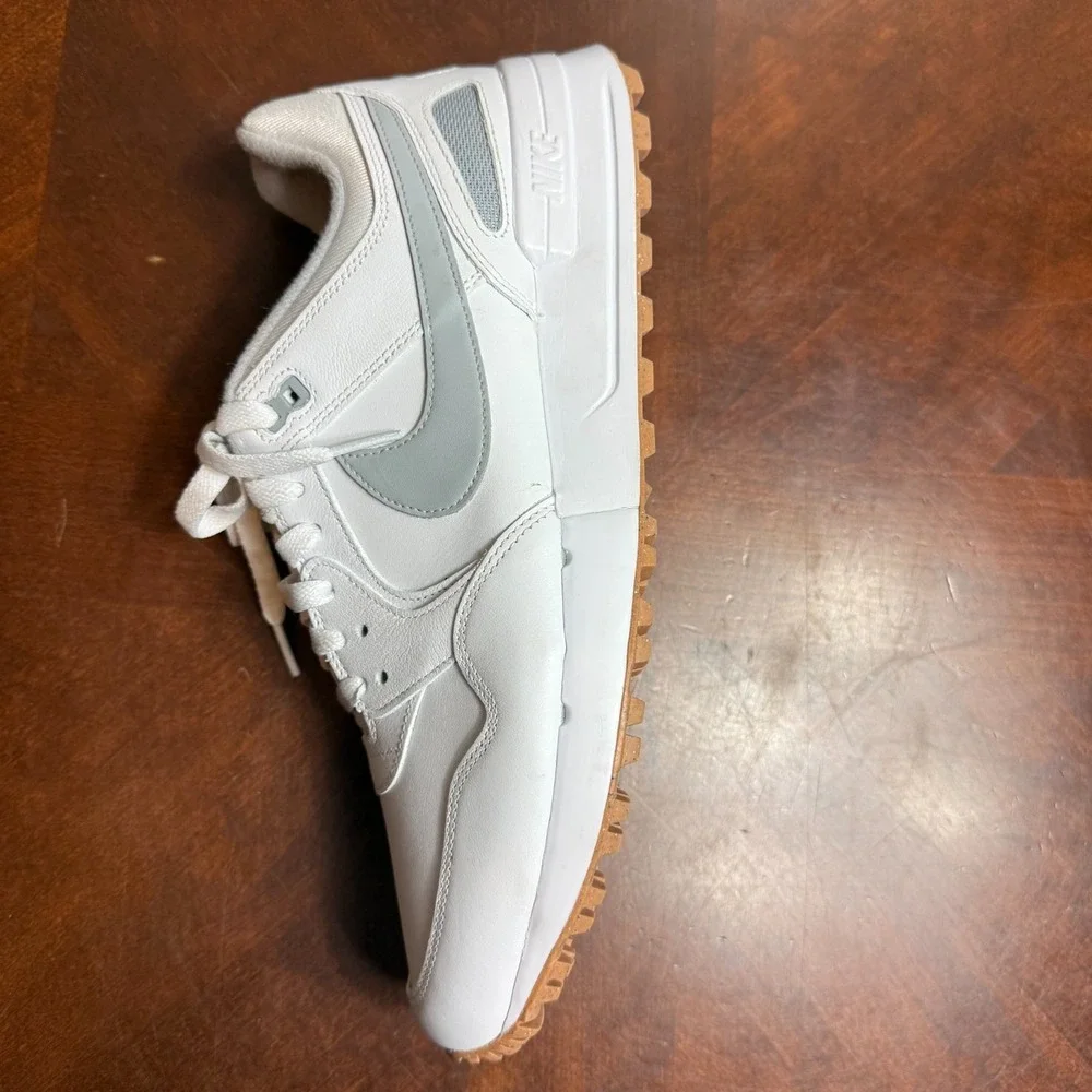 Nike size footwear