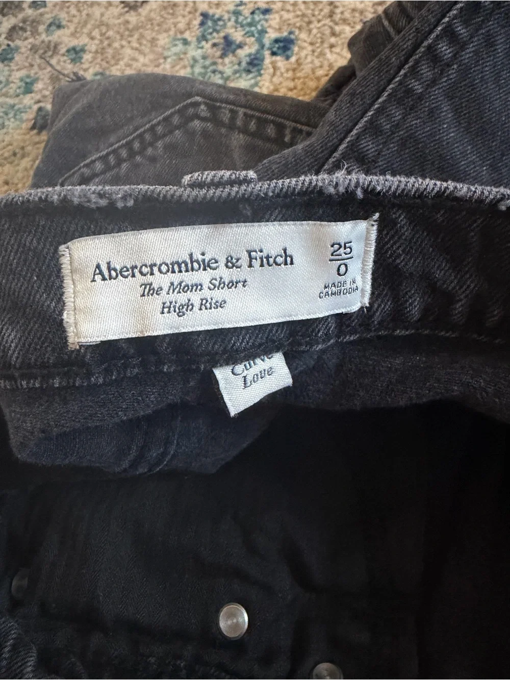 Abercrombie & Fitch abercrombie mom
