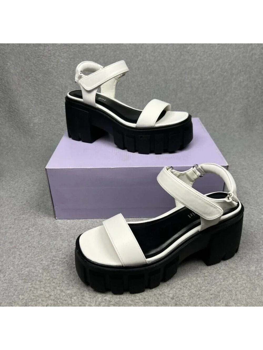 Y2K Madden Girl Womens Chunky Heel Sandals Size 10 M Platform Shoes 90s