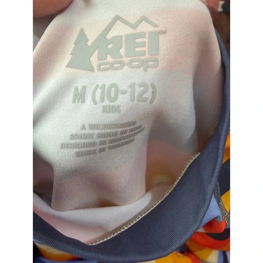 REI rashguard size