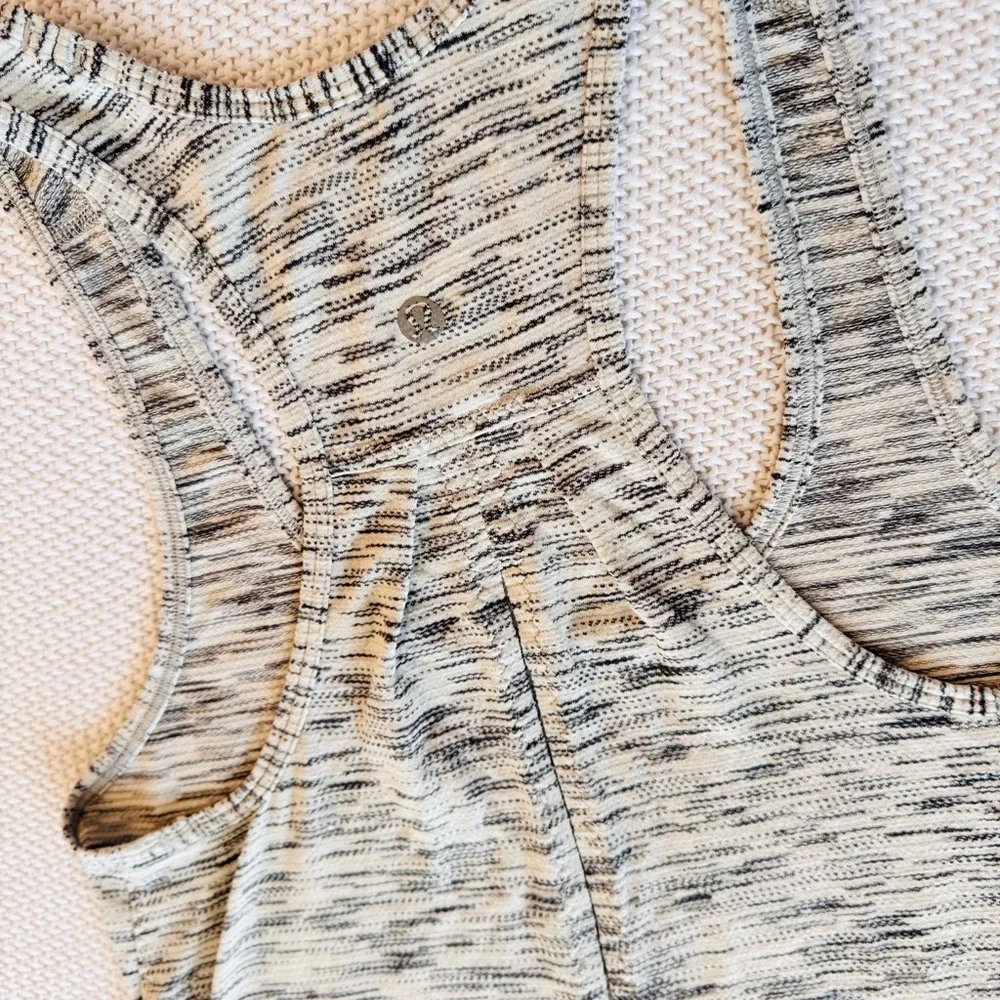 lululemon athletica light gray