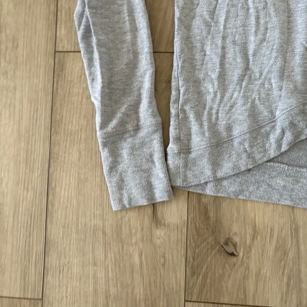 Athleta sweatshirt versatile