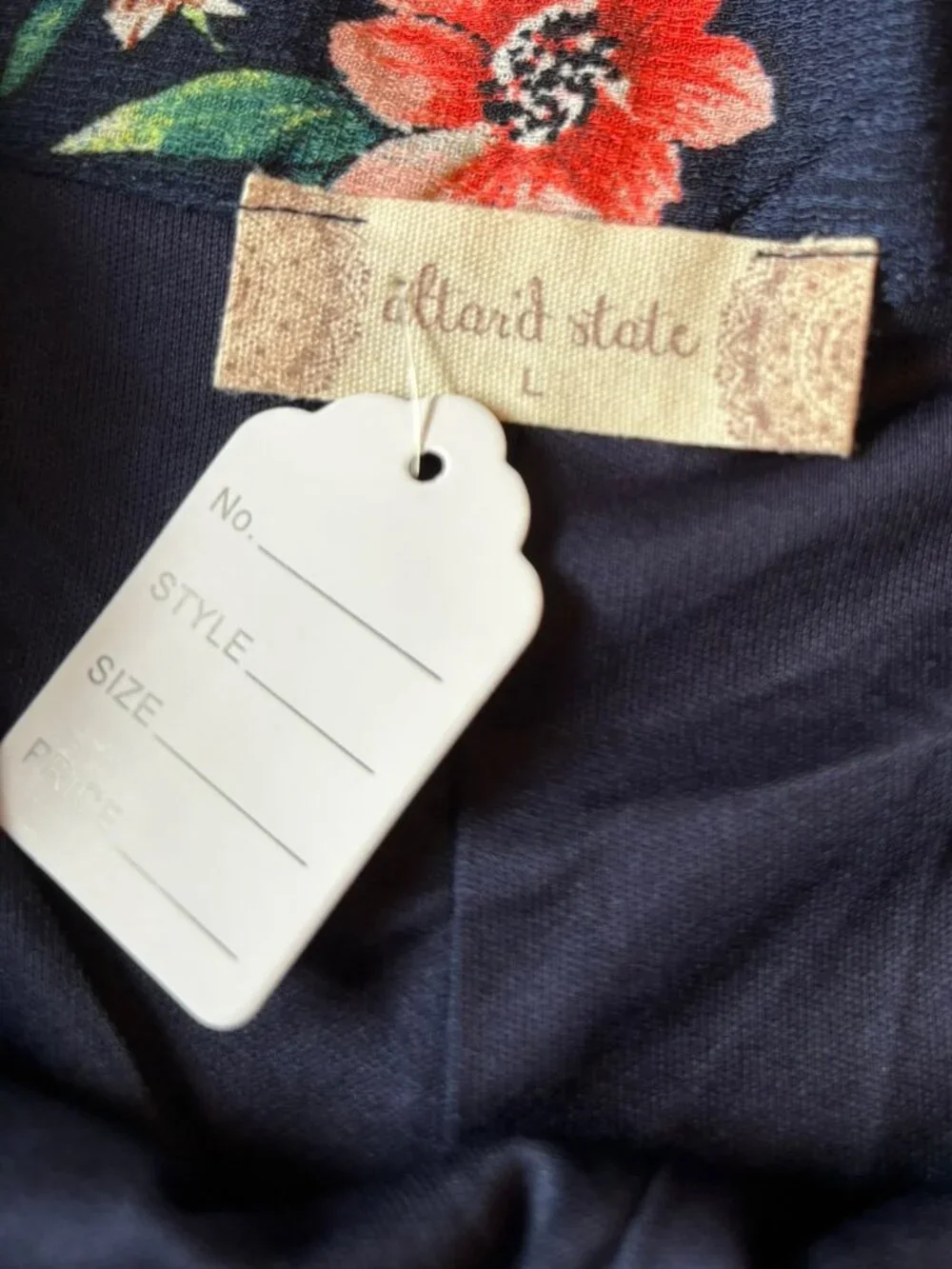 Altard State sheer leg