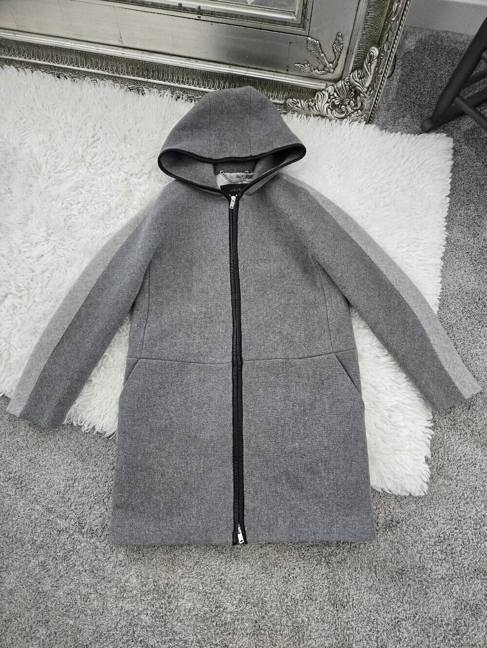 J.Crew Wool Blend Stadium-Cloth Italian mill Nello Gori Hooded Zip Coat. Size 8