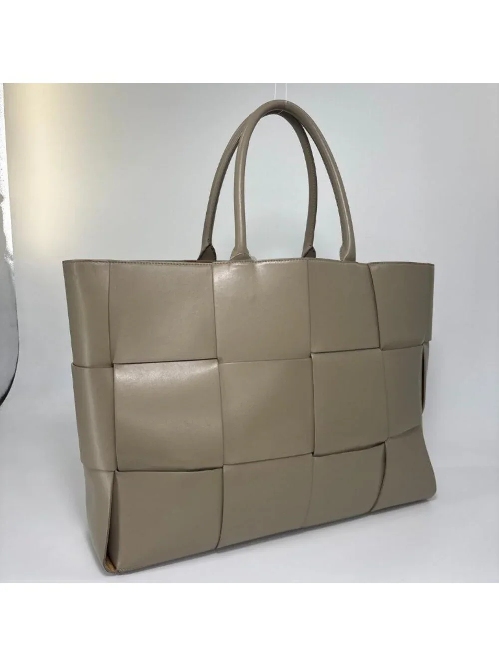 Bottega Veneta brand name