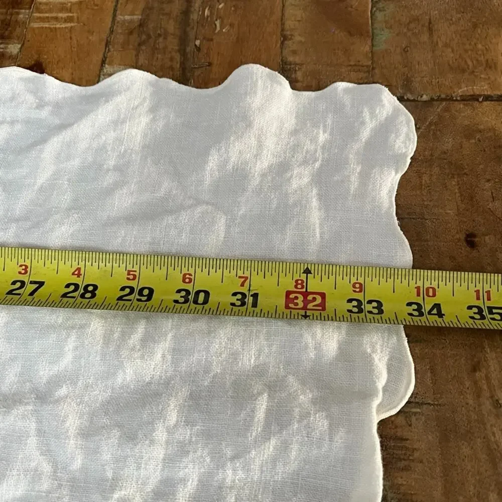 Vintage Off-white Linen Tablecloth Scalloped Edge 33 x 33