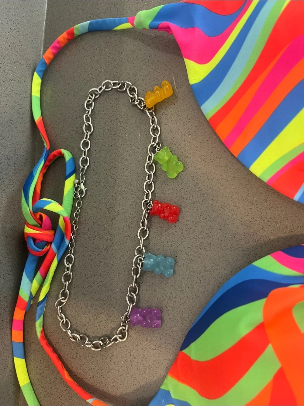 N/A vibrant multicolor