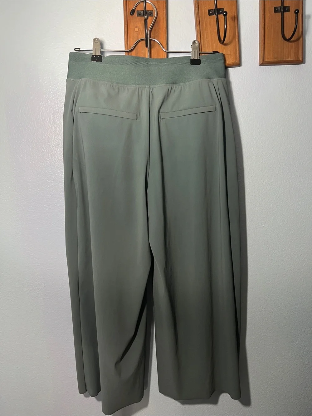 Athleta pinnacle high