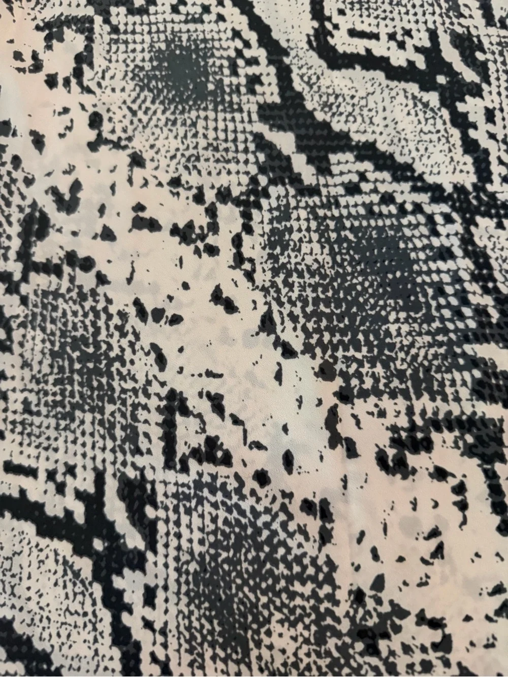 Aritzia night lightweight
