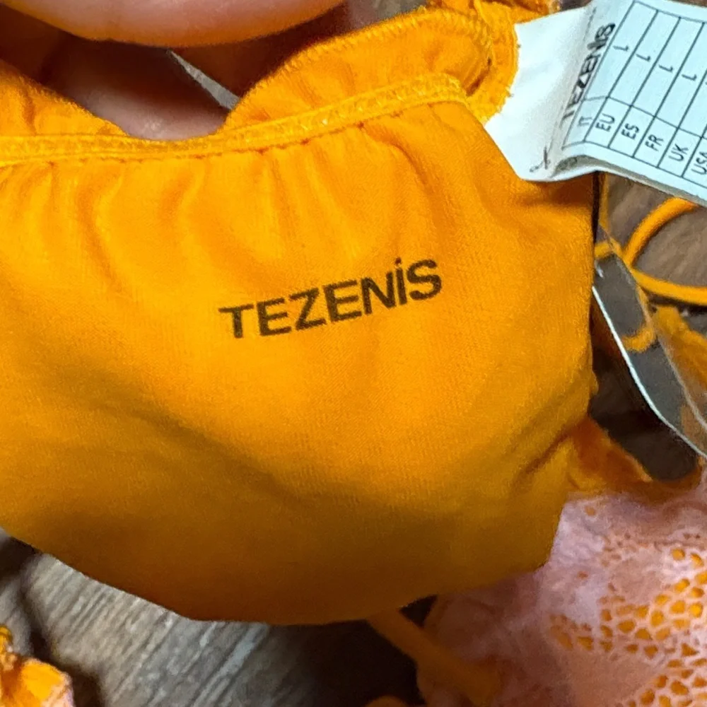 Tezenis texenis orange
