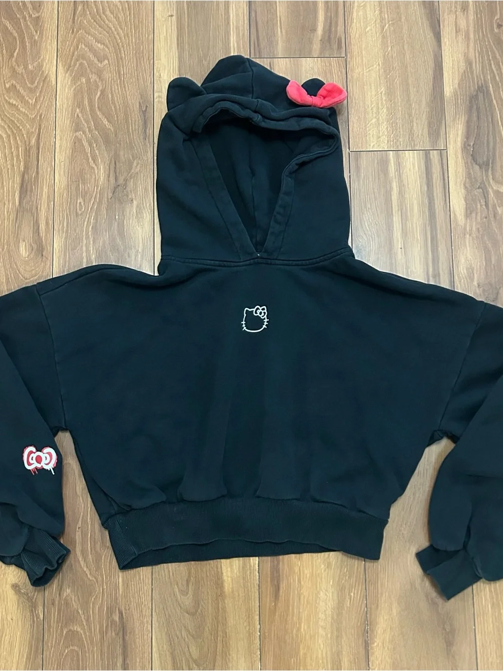 Forever 21 Hello Kitty and Friends Graphic Fleece Pullover Hoodie Womens M