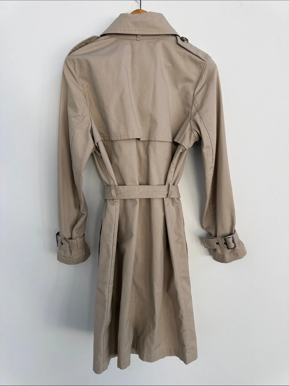 H&M lightweight belted