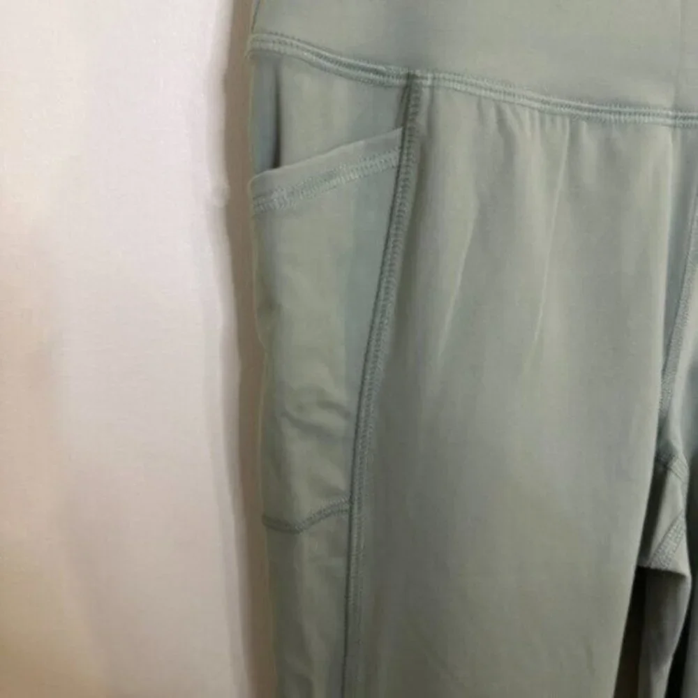 NWT X BY GOTTEX LAB inter-luxe women's legging Size Small