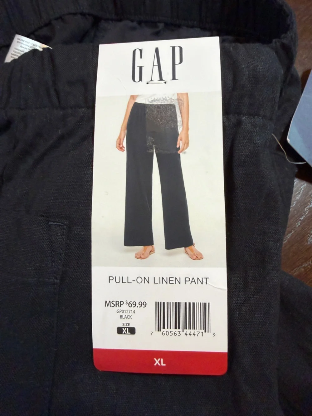 GAP nwt black