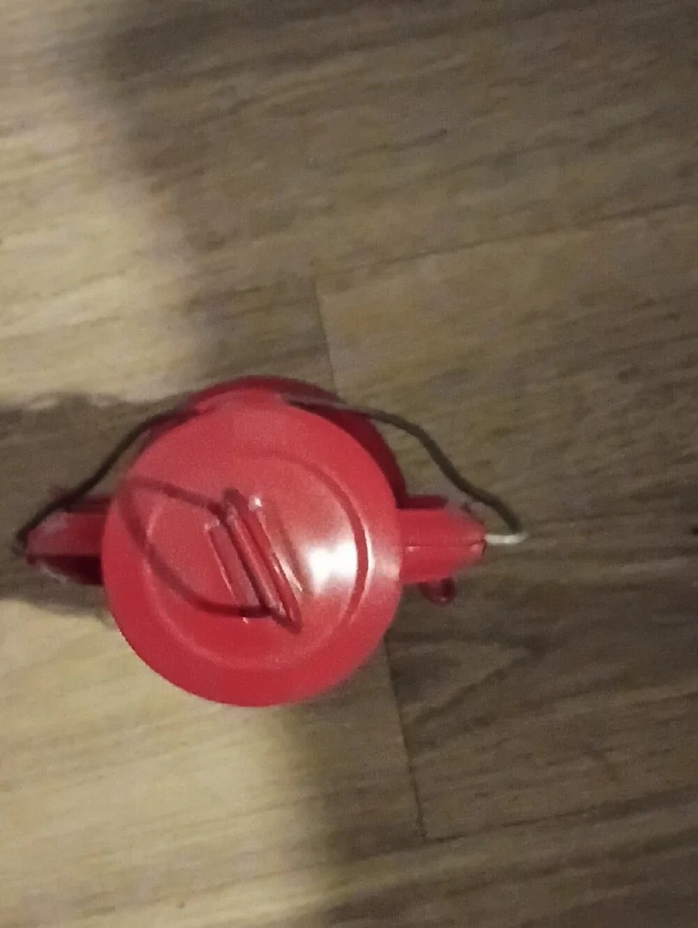 N/A classic red