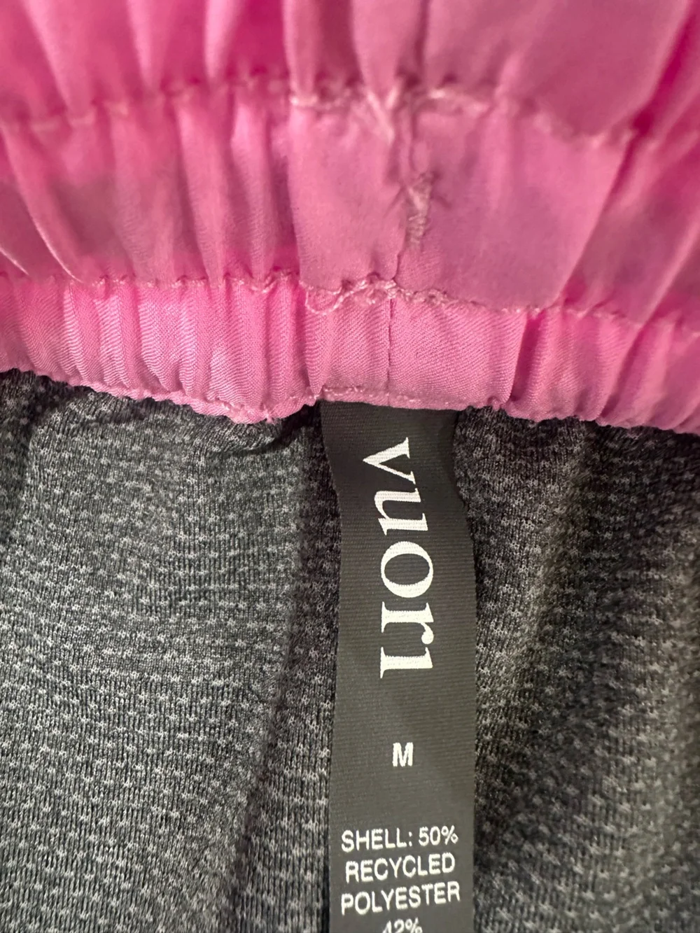 Vuori comfortable athletic