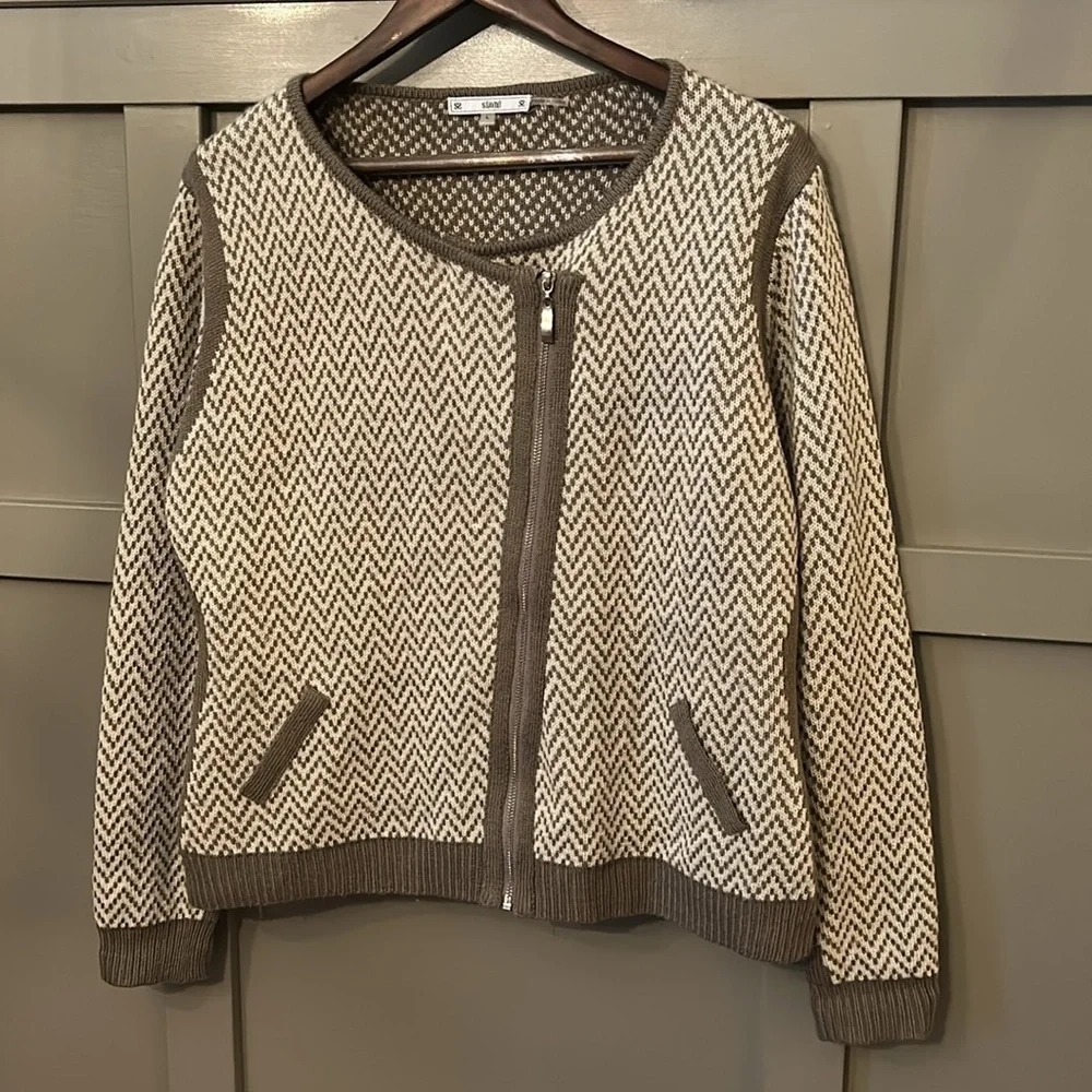 Sioni chevron wool