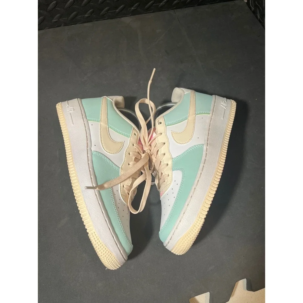 Nike good size