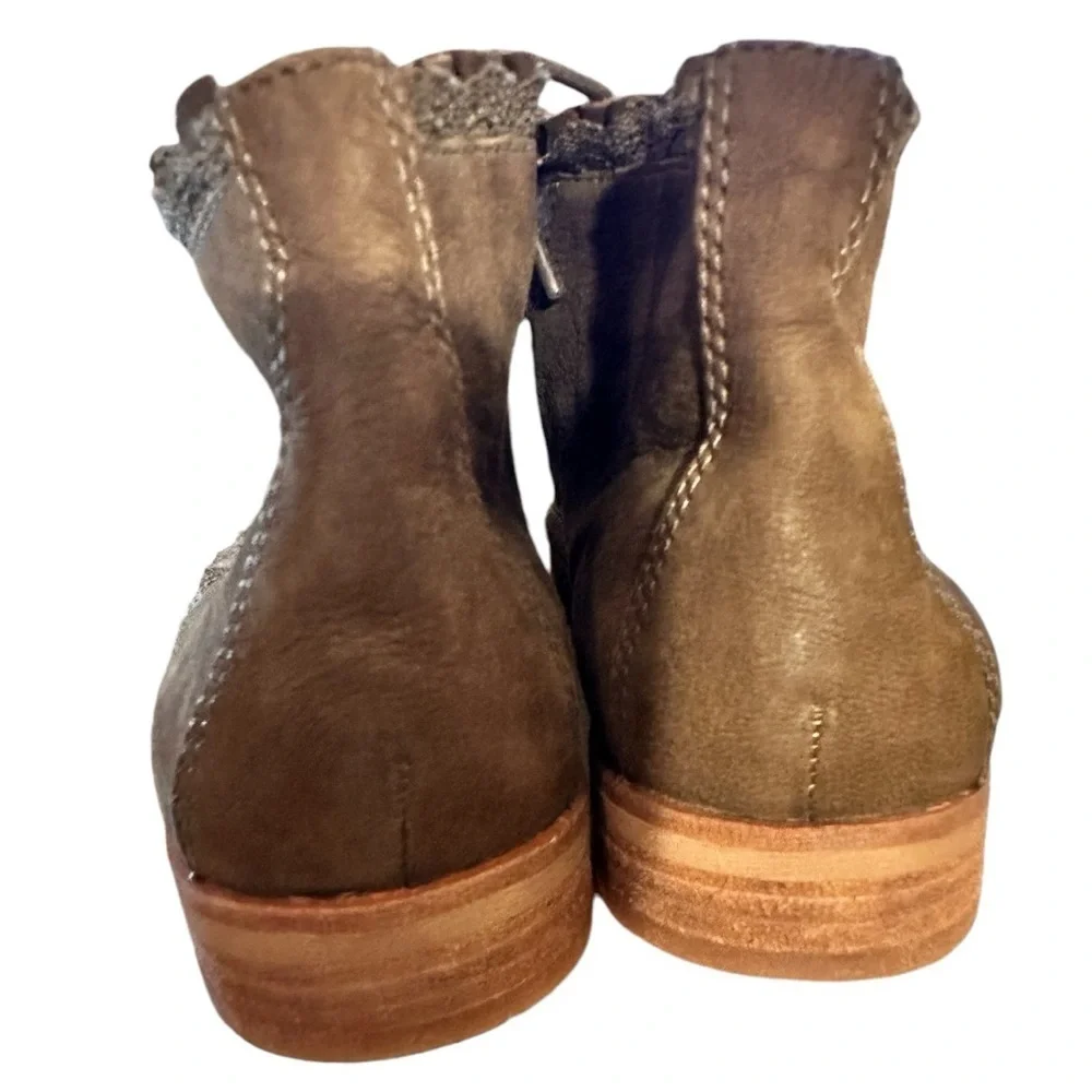 Ladies‎ Ankle Booties. Beautiful leather Uppers