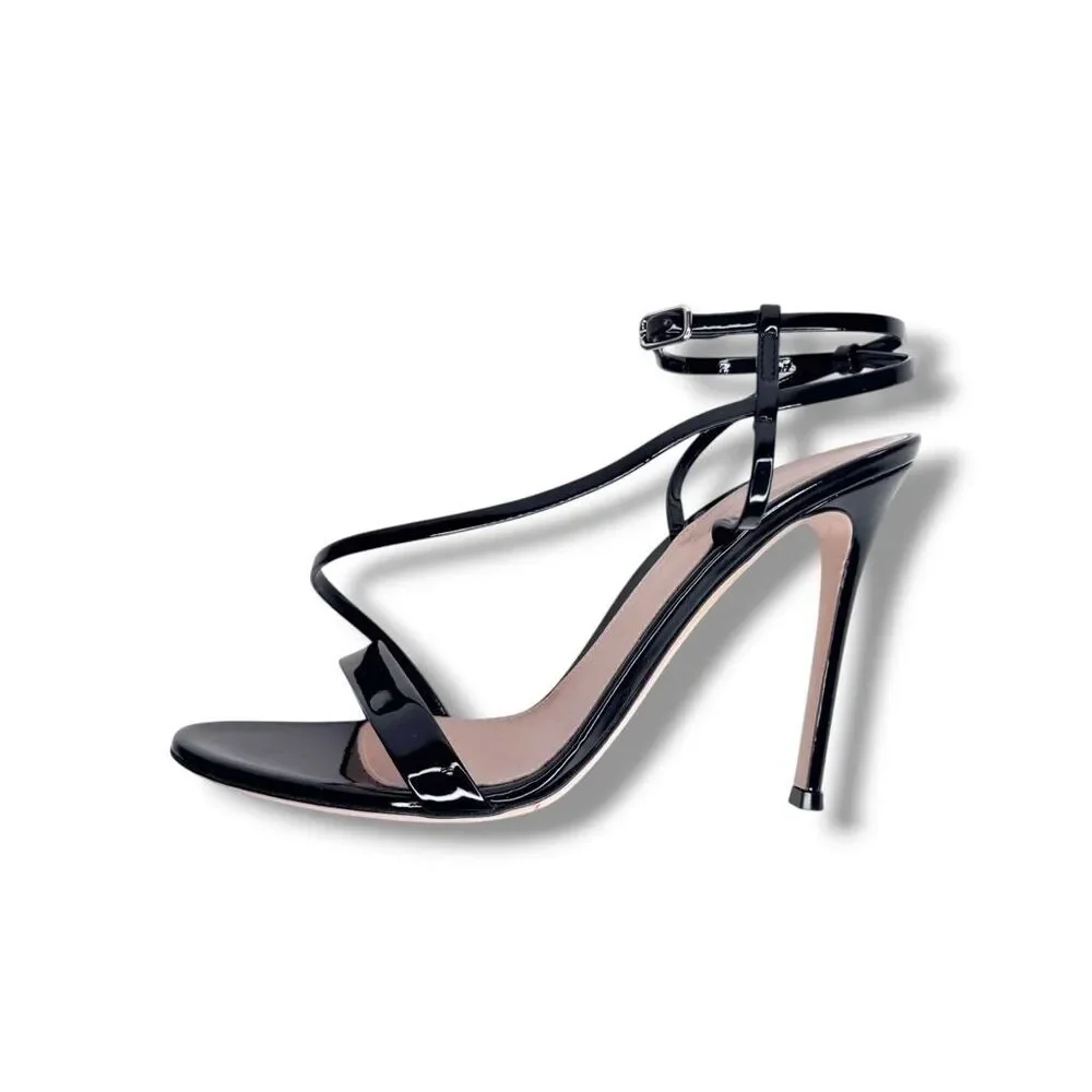 Gianvito Rossi Black Patent Leather Manhattan Ankle Strap Stiletto Heeled Sandal