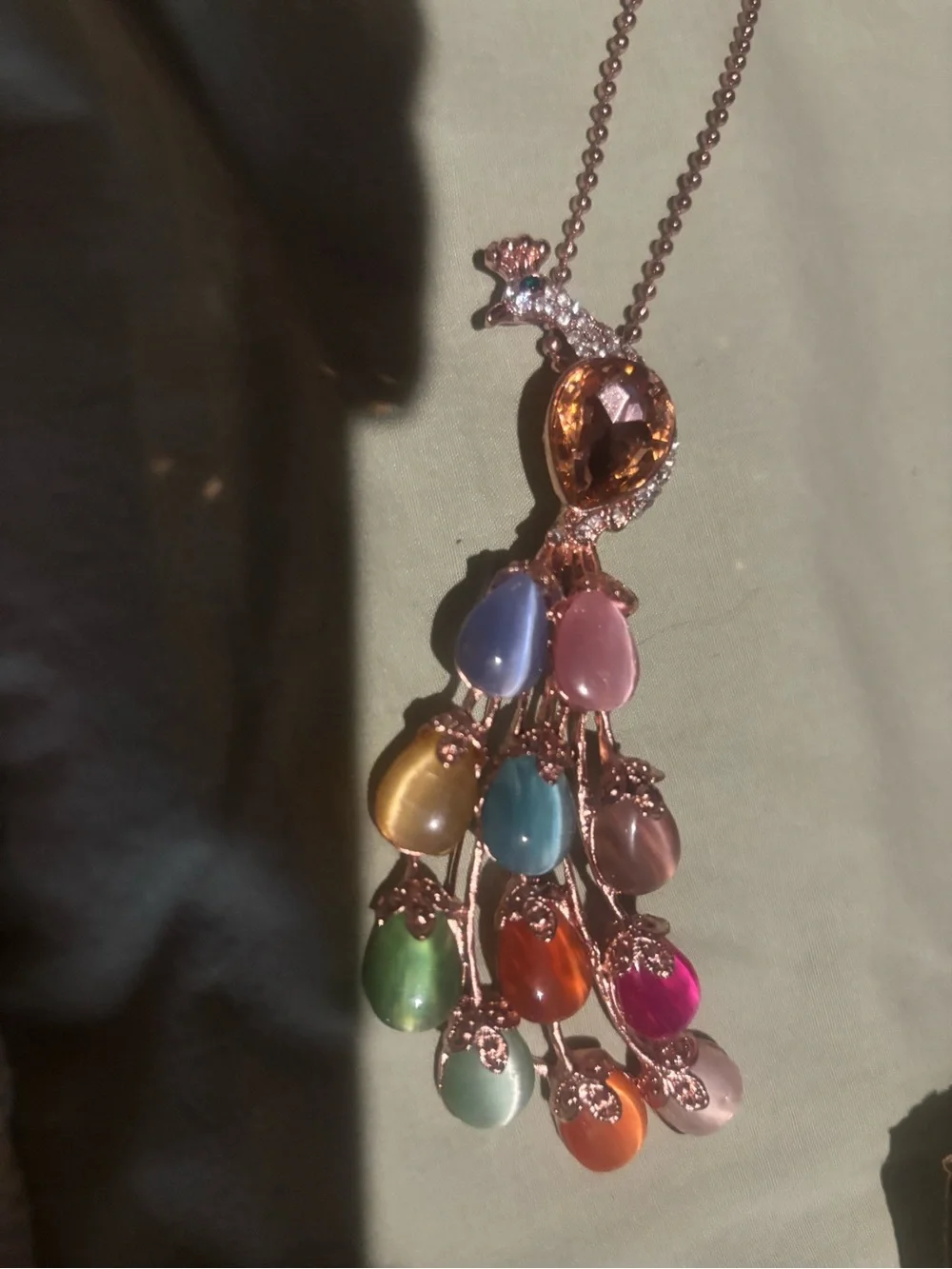 Multicolor Teardrop Pendant Necklace in Rose Gold Tone
