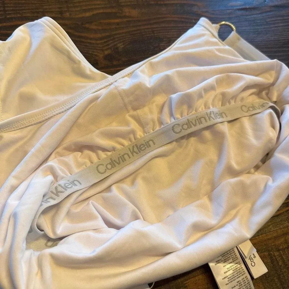 Calvin Klein calvin klein
