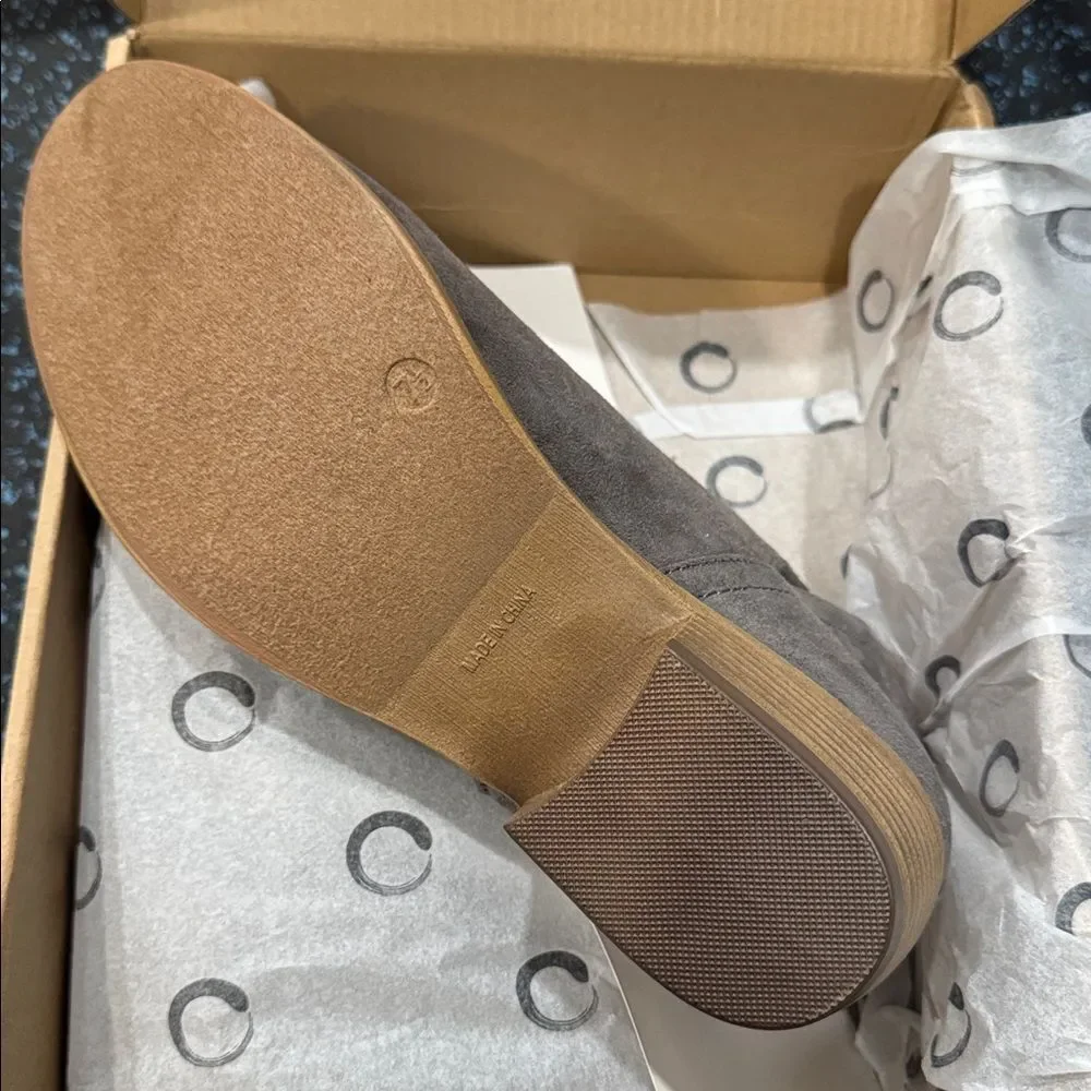 Journee Collection stylish gray