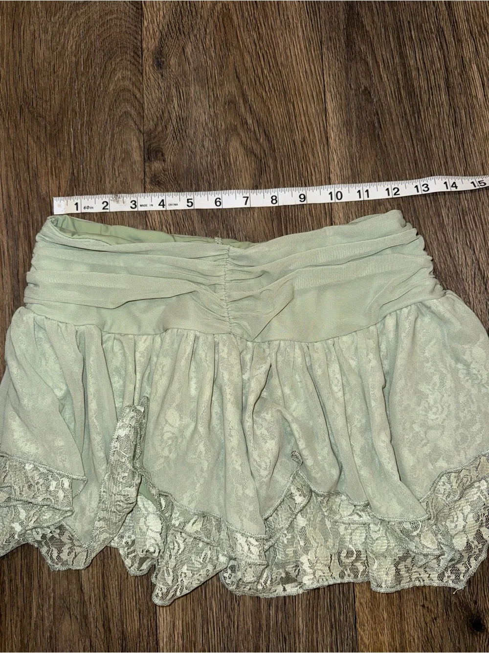 Edikted sage green