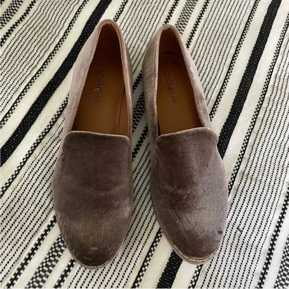 Indigo flat taupe