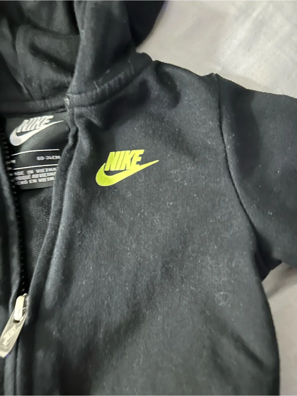 Nike classic zip