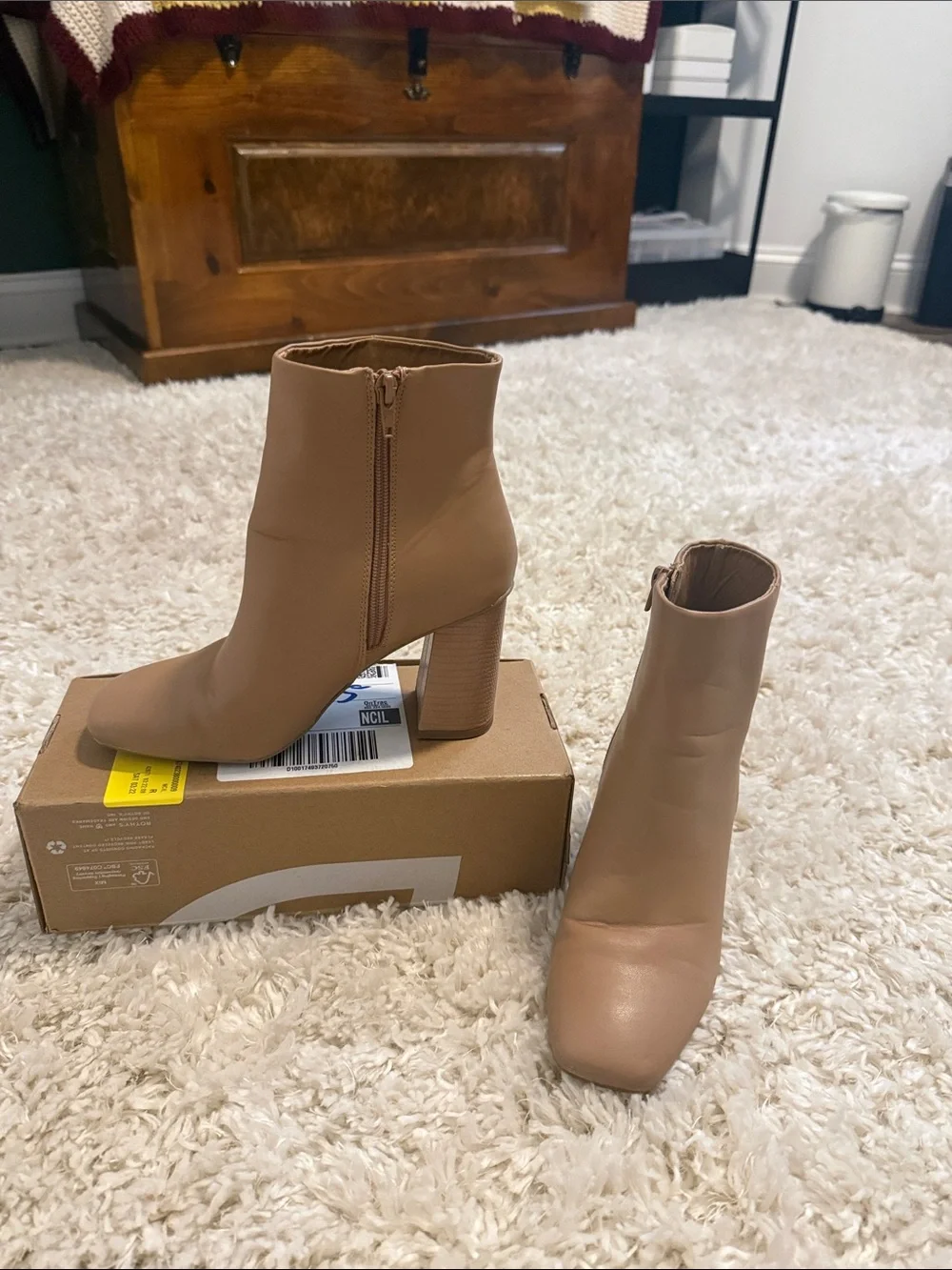 Dolce Vita sleek ankle