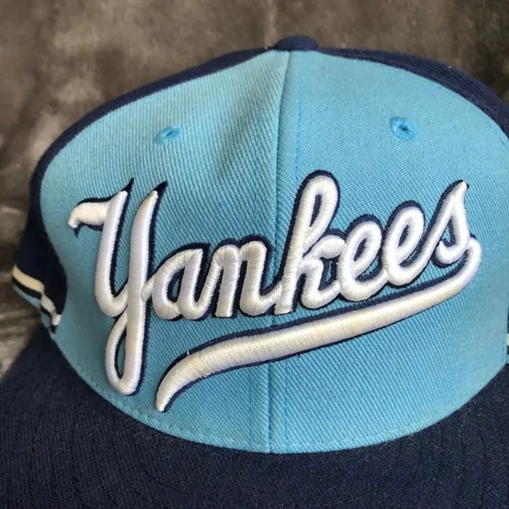 New York Yankees Hat Embroidered Fitted 7 5/8 Cooperstown Navy Baby Blue READ