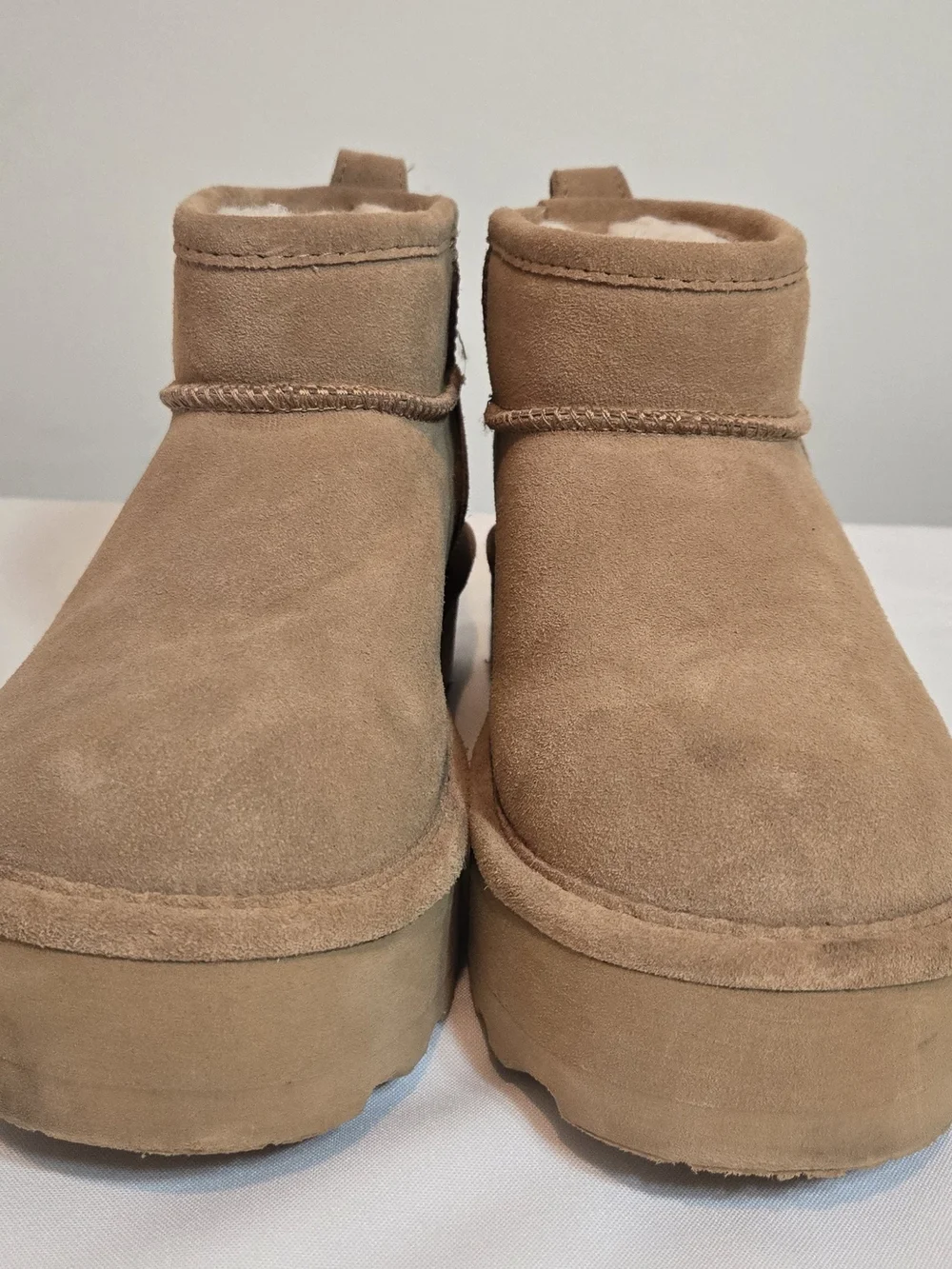 BearPaw stylish women’s
