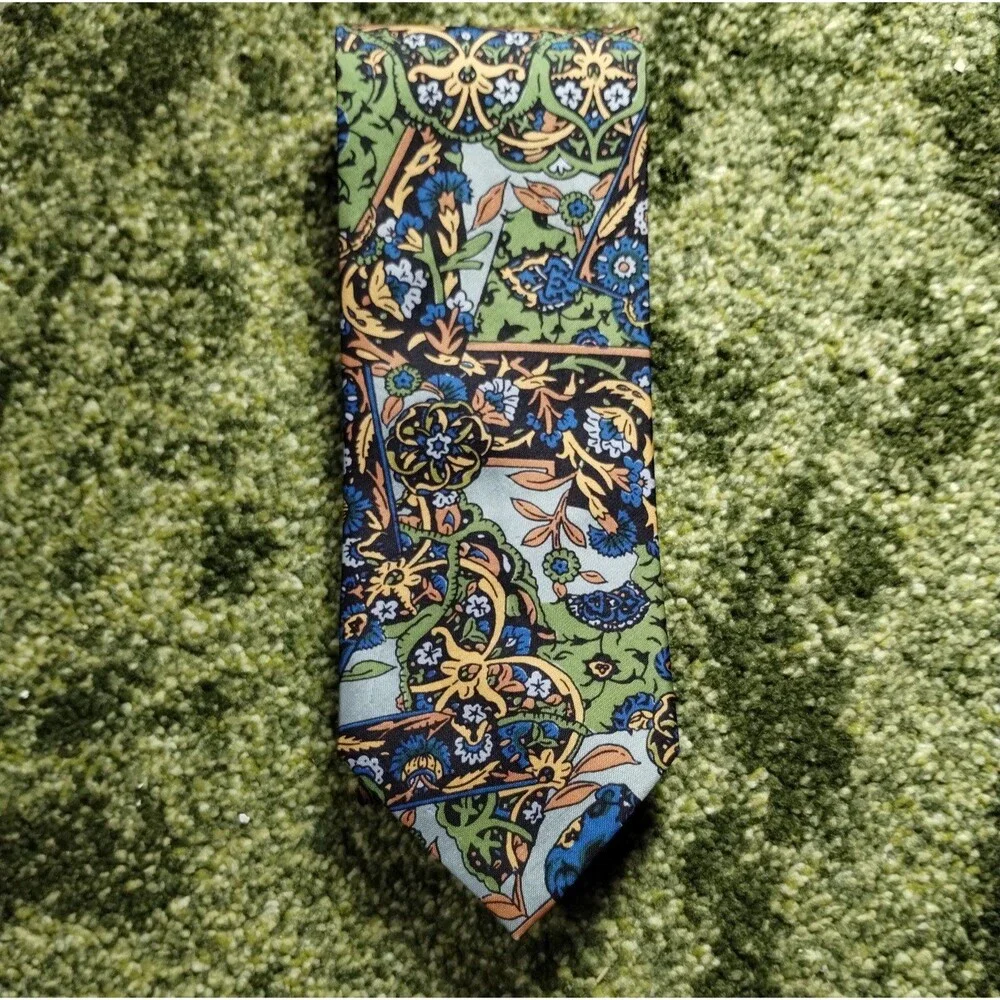 Shinawatra 100% Thai Silk Tie Hand Woven Made in Thailand Blue Green White NWT