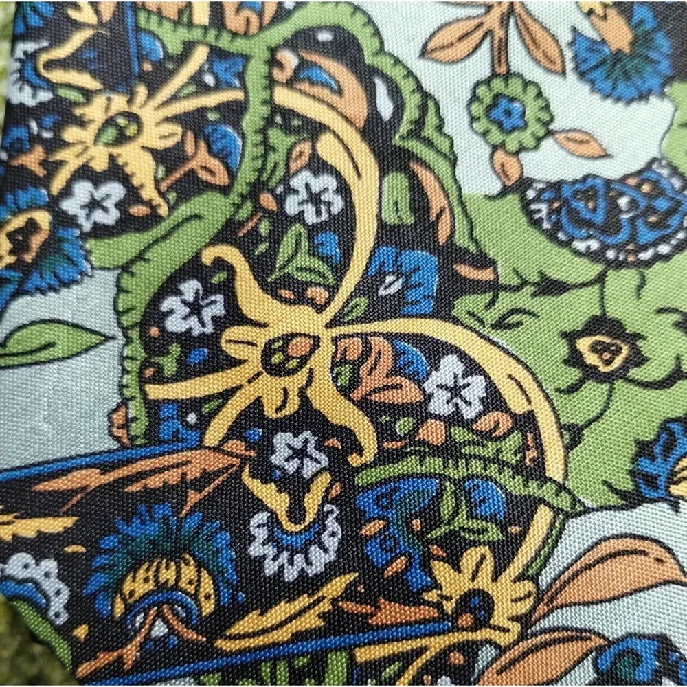 Shinawatra 100% Thai Silk Tie Hand Woven Made in Thailand Blue Green White NWT