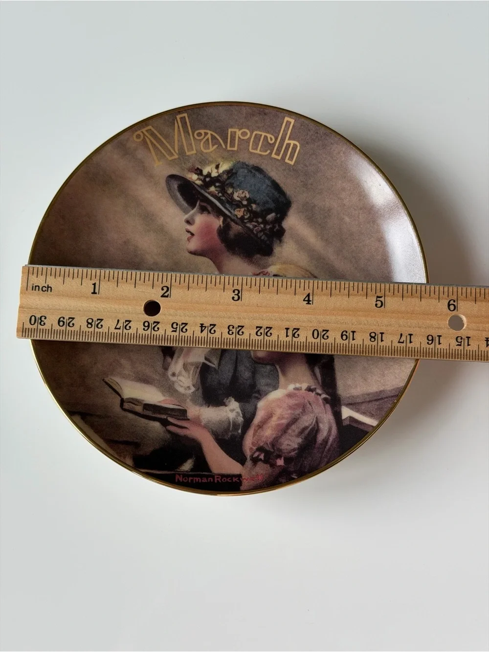 The Bradford Exchange Norman Rockwell 1996 “March: Faith“ Decorative Art Plate