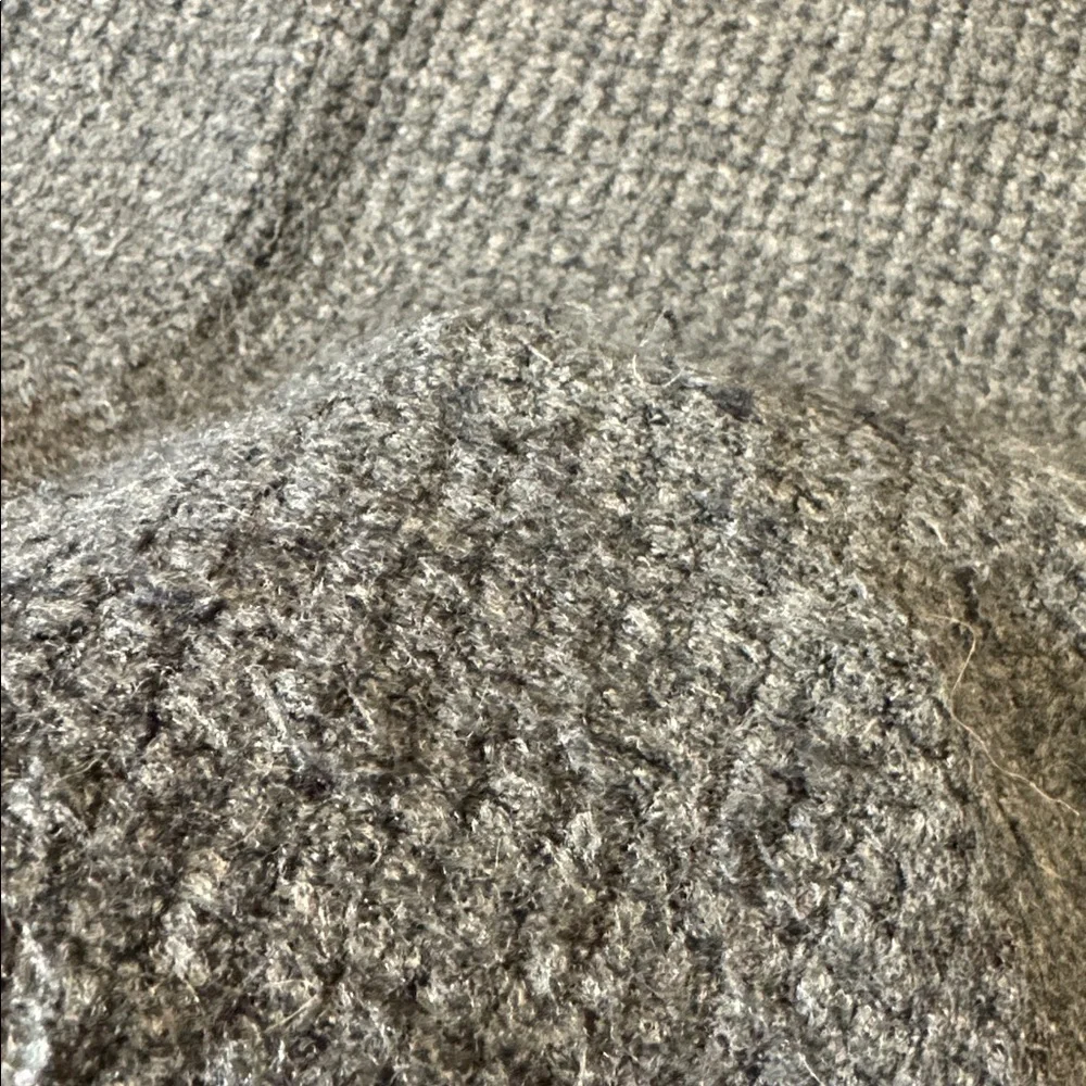 Kuhl womens XL charcoal gray waffle knit turtleneck pullover sweater EUC