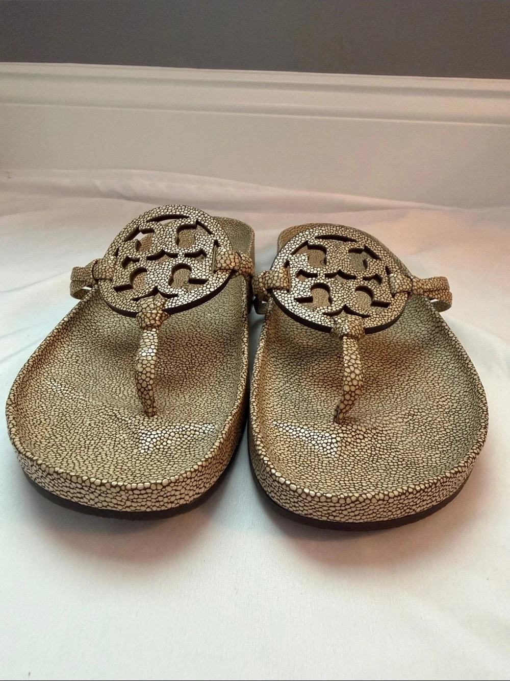 Tory Burch Miller Cloud Logo Thong Sandals Size 8.5