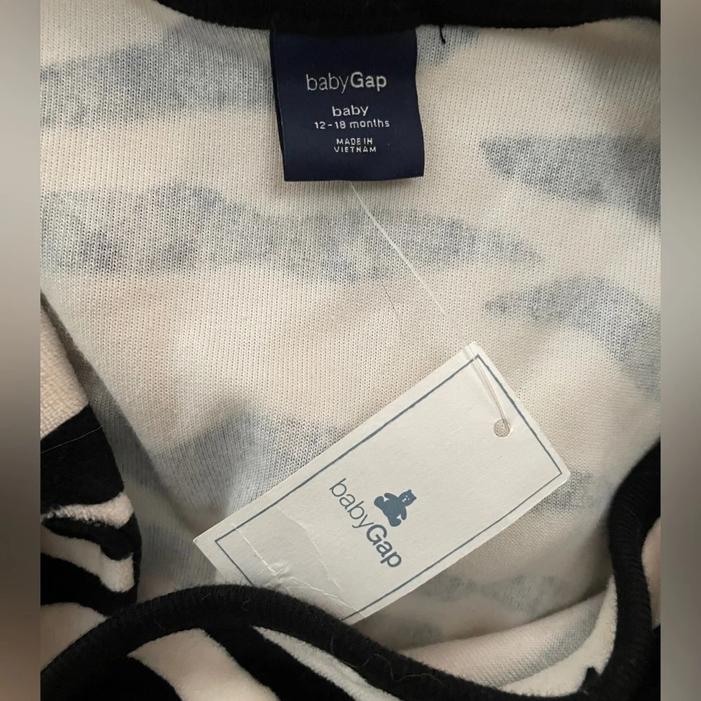 GAP adorable print