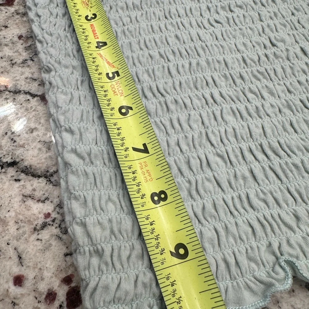 Hollister smocked crop