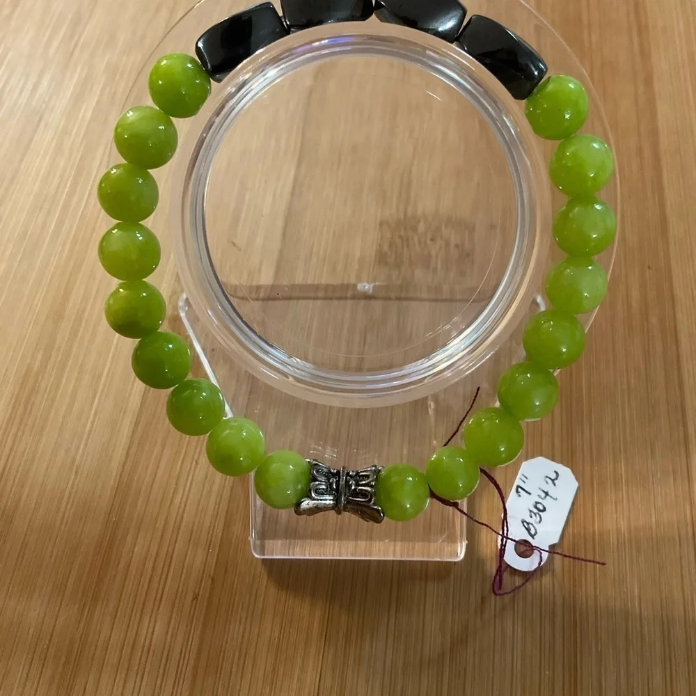 Hand Crafted bracelet elastic me