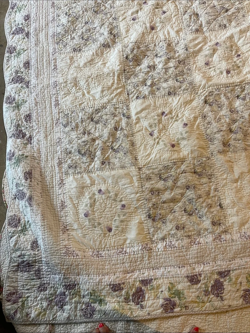 Source Unknown soft quilted