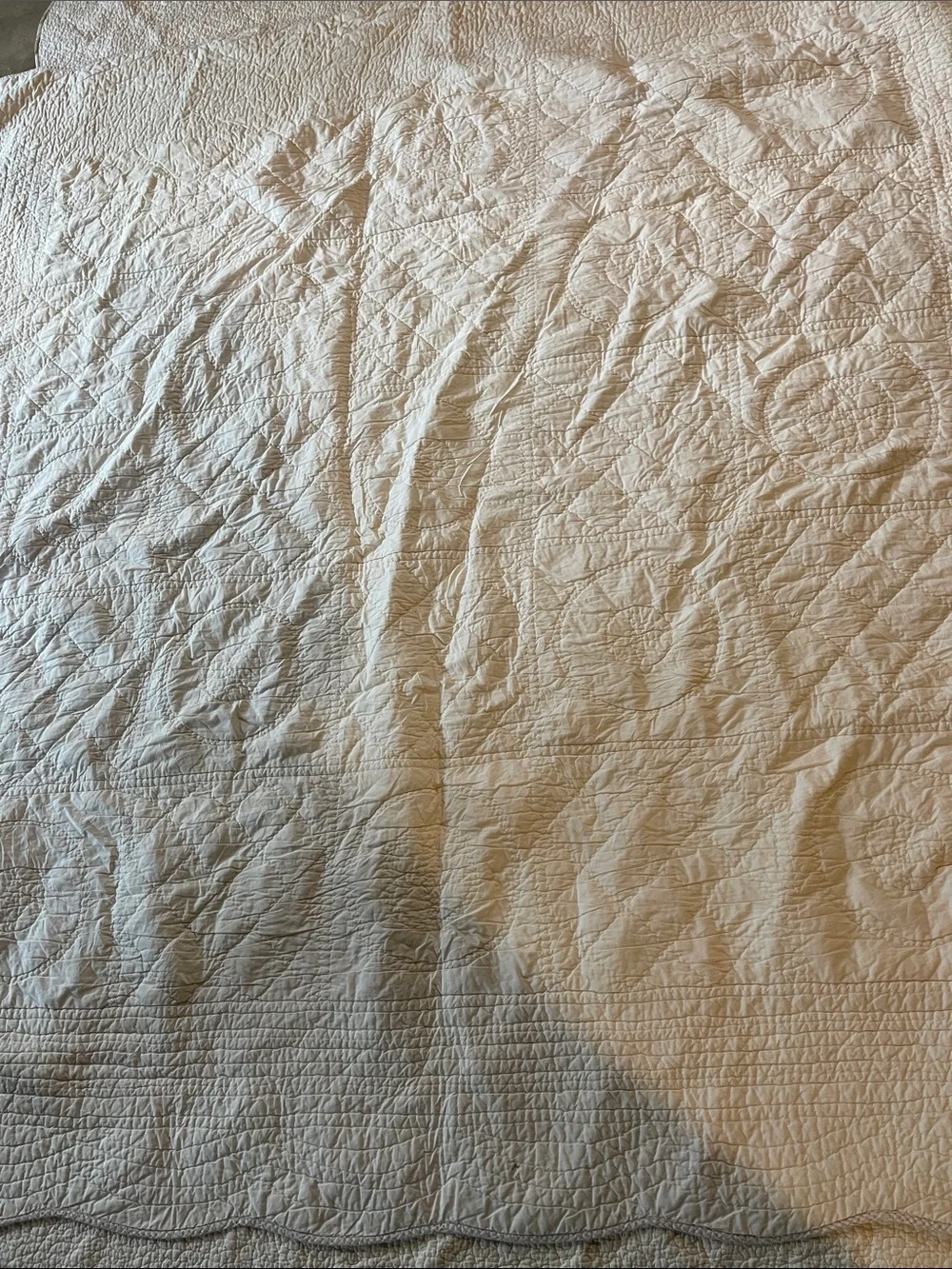 Source Unknown soft quilted