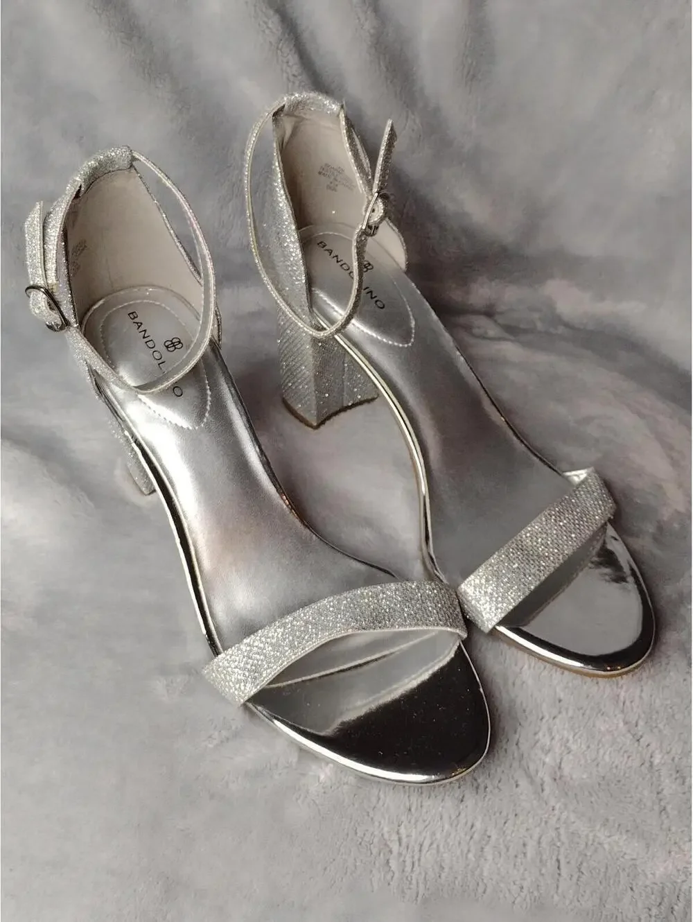 Bandolino elegant women